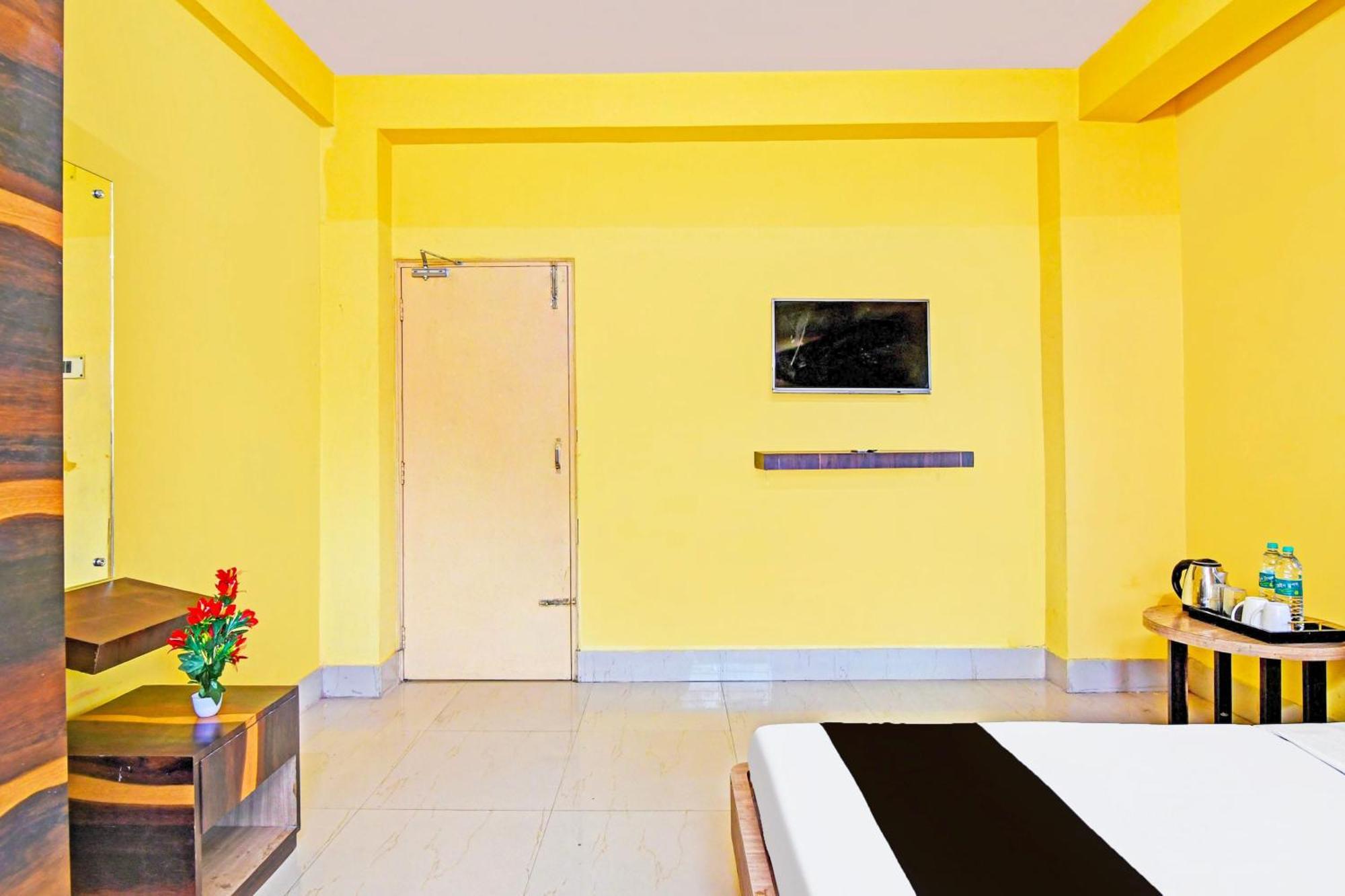 כלכותה Hotel O Laxmi Bhawan מראה חיצוני תמונה